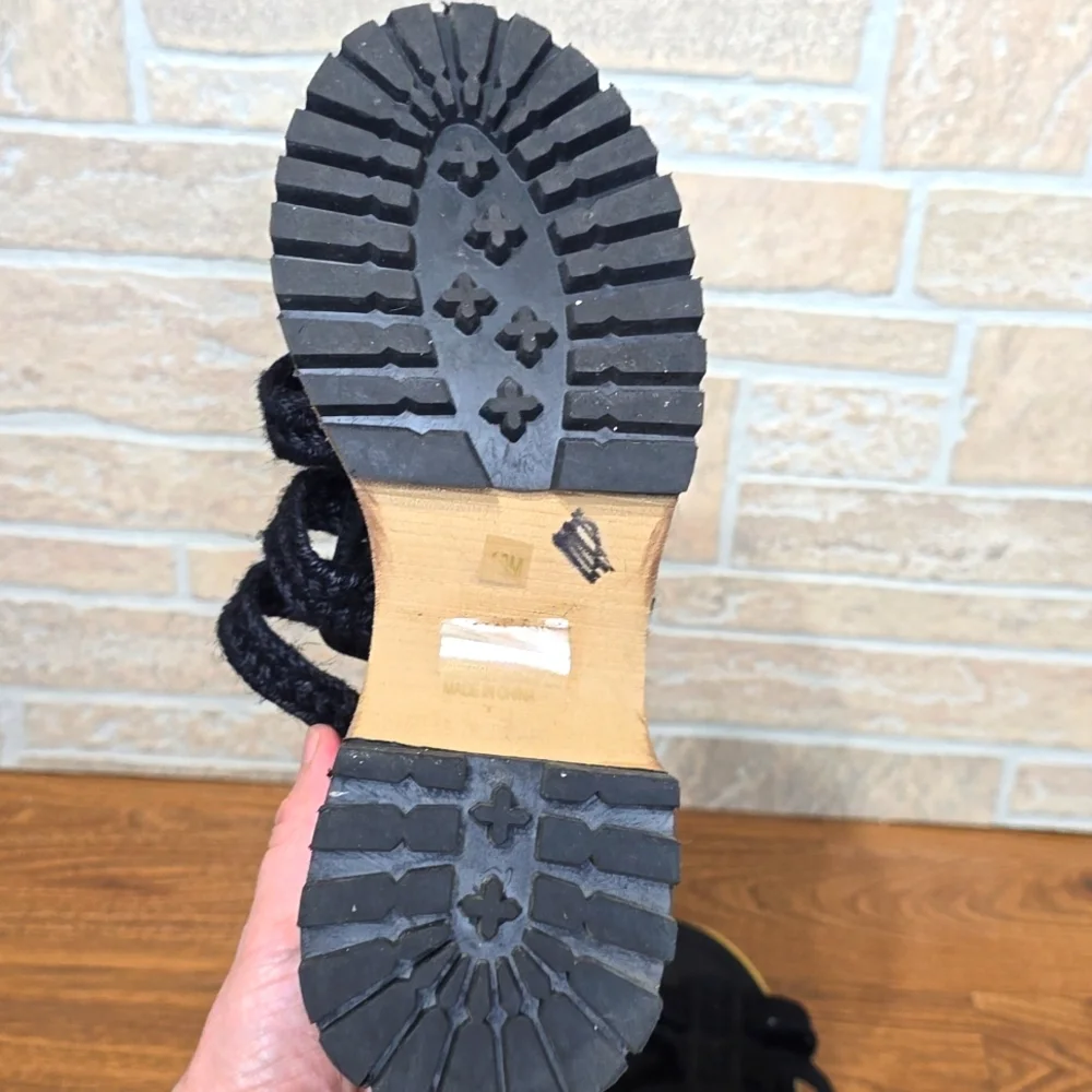 BEACH BY MATISSE DAZE MACRAME PLATFORM LUG SOLE SIZE 10 BLACK